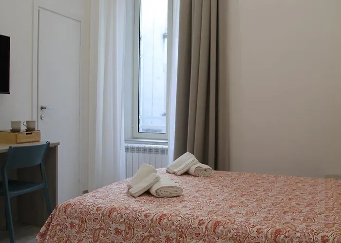 Molly Гостевой дом Неаполь