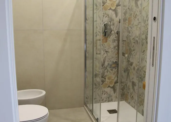 Molly 4* نابولي